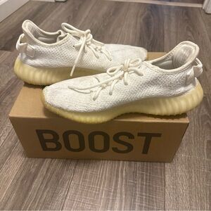 Size 7.5 - adidas Yeezy Boost 350 V2 Low Cream White / Triple White